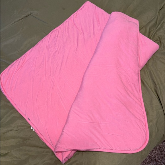 Kyte Baby Rose Toddler Blanket